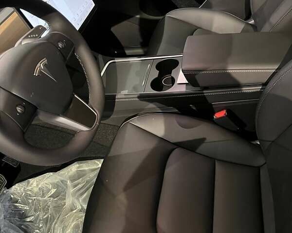 Тесла Model Y, объемом двигателя 0 л и пробегом 1 тыс. км за 58809 $, фото 1 на Automoto.ua