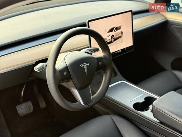 Тесла Model Y, объемом двигателя 0 л и пробегом 110 тыс. км за 24500 $, фото 15 на Automoto.ua