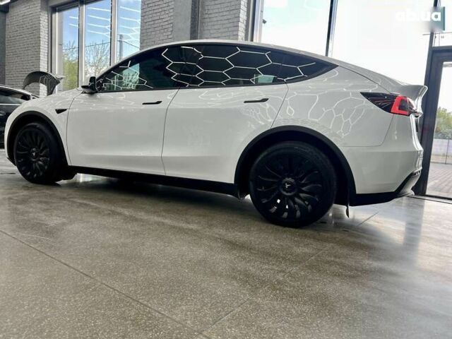 Тесла Model Y, объемом двигателя 0 л и пробегом 16 тыс. км за 27999 $, фото 6 на Automoto.ua