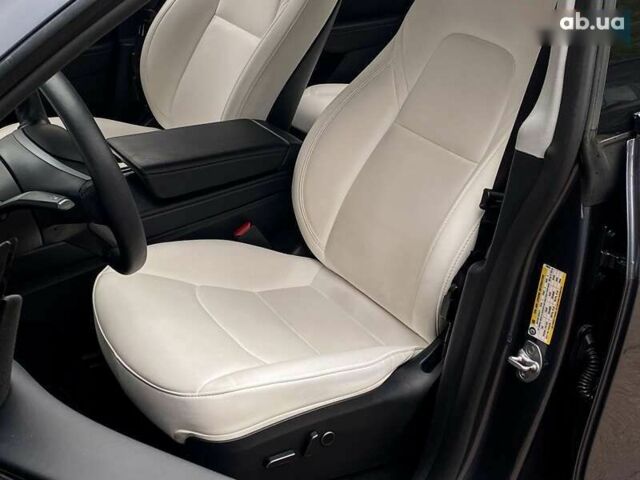 Тесла Model Y, объемом двигателя 0 л и пробегом 39 тыс. км за 29500 $, фото 12 на Automoto.ua