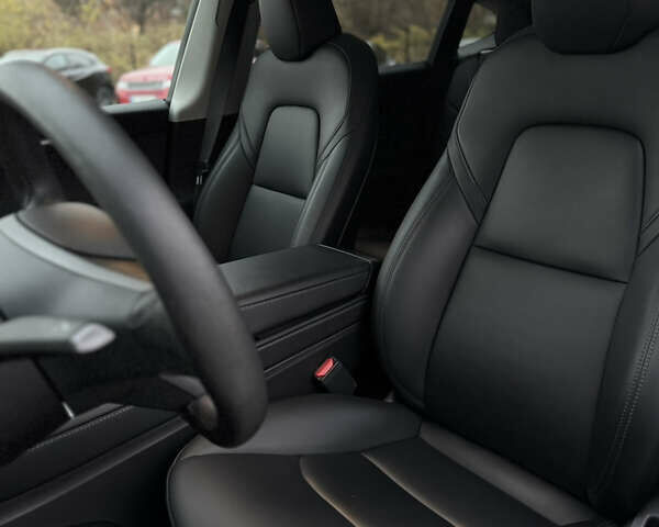 Тесла Model Y, объемом двигателя 0 л и пробегом 17 тыс. км за 27399 $, фото 11 на Automoto.ua