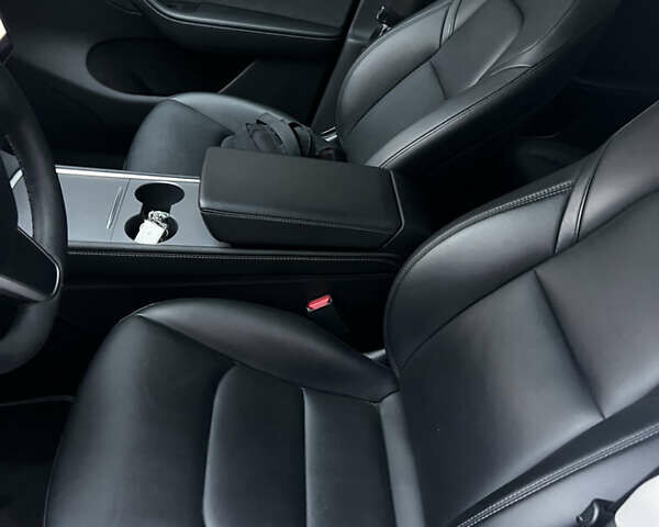 Тесла Model Y, объемом двигателя 0 л и пробегом 25 тыс. км за 25700 $, фото 7 на Automoto.ua