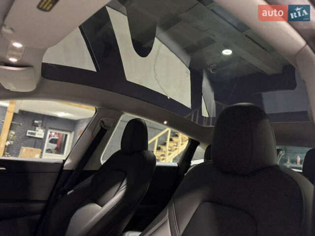 Тесла Model Y, об'ємом двигуна 0 л та пробігом 15 тис. км за 28200 $, фото 17 на Automoto.ua