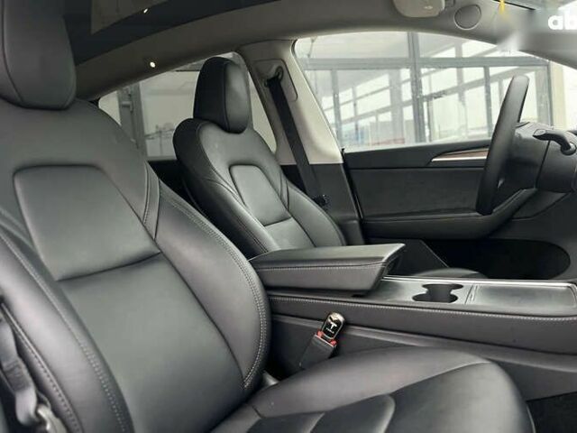 Тесла Model Y, объемом двигателя 0 л и пробегом 34 тыс. км за 29990 $, фото 23 на Automoto.ua