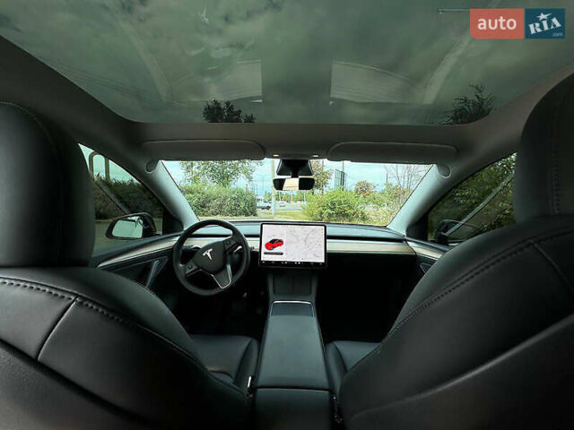 Тесла Model Y, объемом двигателя 0 л и пробегом 25 тыс. км за 28500 $, фото 13 на Automoto.ua