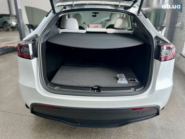 Тесла Model Y, объемом двигателя 0 л и пробегом 16 тыс. км за 27999 $, фото 7 на Automoto.ua
