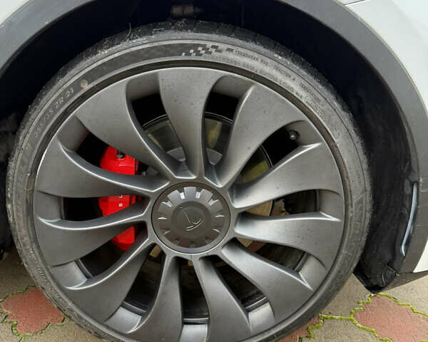 Тесла Model Y, объемом двигателя 0 л и пробегом 72 тыс. км за 26900 $, фото 6 на Automoto.ua