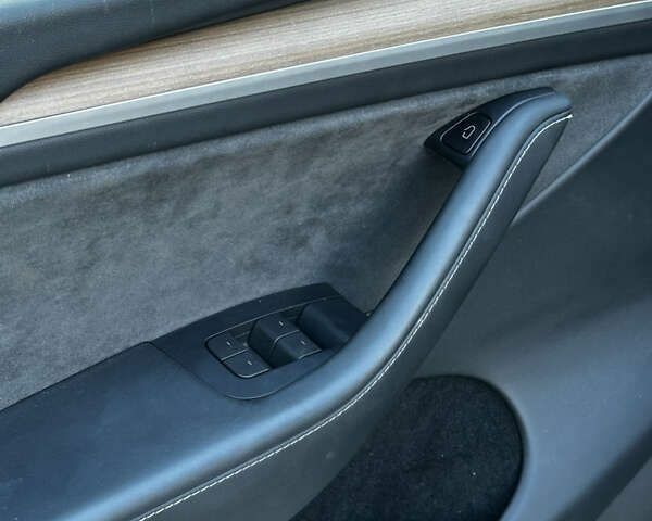 Тесла Model Y, об'ємом двигуна 0 л та пробігом 26 тис. км за 29600 $, фото 3 на Automoto.ua