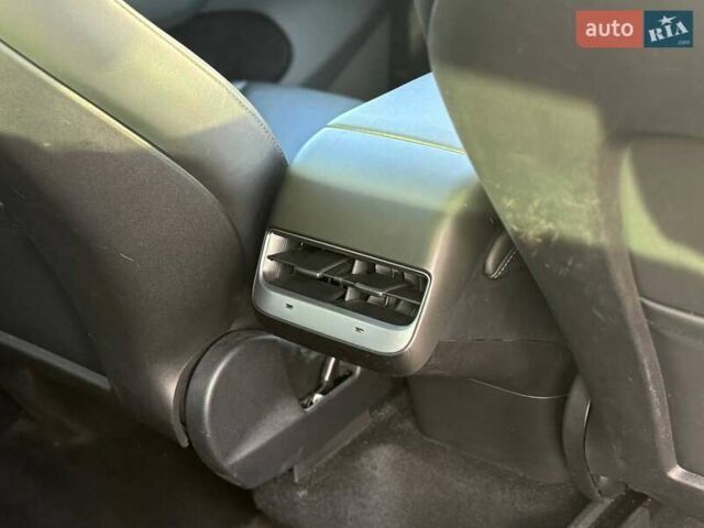 Тесла Model Y, объемом двигателя 0 л и пробегом 110 тыс. км за 24500 $, фото 25 на Automoto.ua