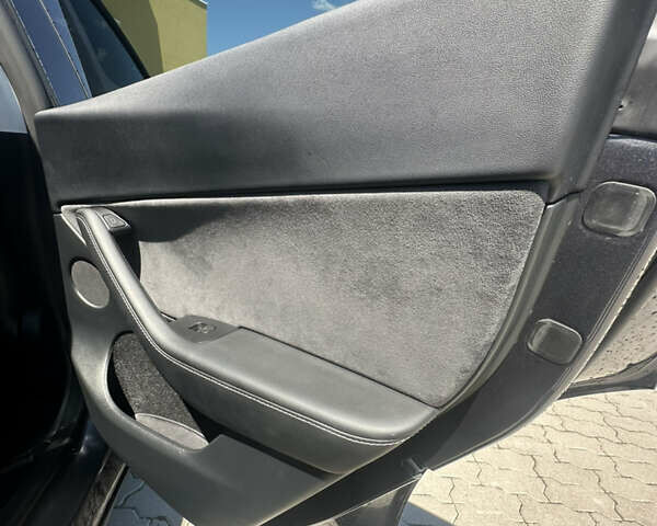 Тесла Model Y, объемом двигателя 0 л и пробегом 25 тыс. км за 29899 $, фото 42 на Automoto.ua