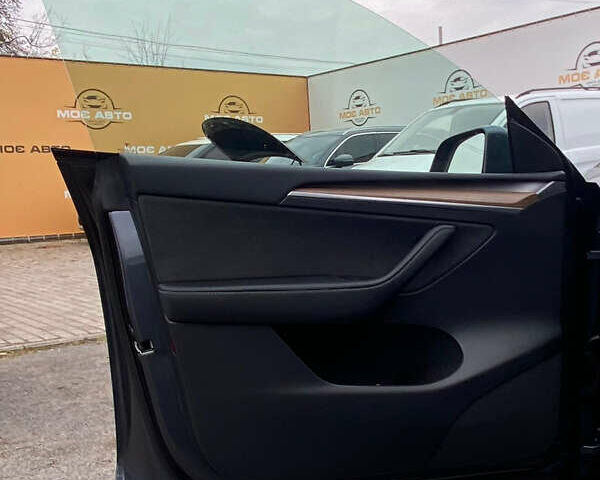Тесла Model Y, объемом двигателя 0 л и пробегом 26 тыс. км за 39000 $, фото 35 на Automoto.ua