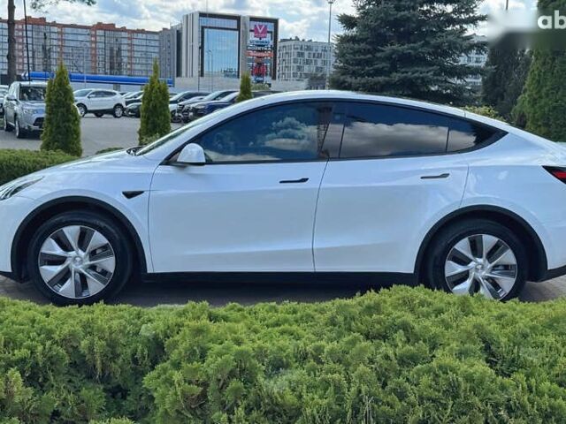 Тесла Model Y, объемом двигателя 0 л и пробегом 12 тыс. км за 31800 $, фото 3 на Automoto.ua