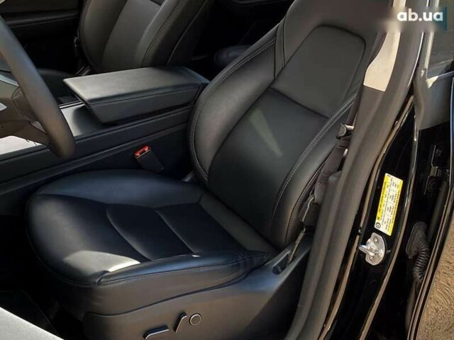 Тесла Model Y, объемом двигателя 0 л и пробегом 17 тыс. км за 34500 $, фото 11 на Automoto.ua