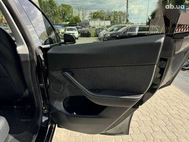 Тесла Model Y, объемом двигателя 0 л и пробегом 17 тыс. км за 25800 $, фото 22 на Automoto.ua