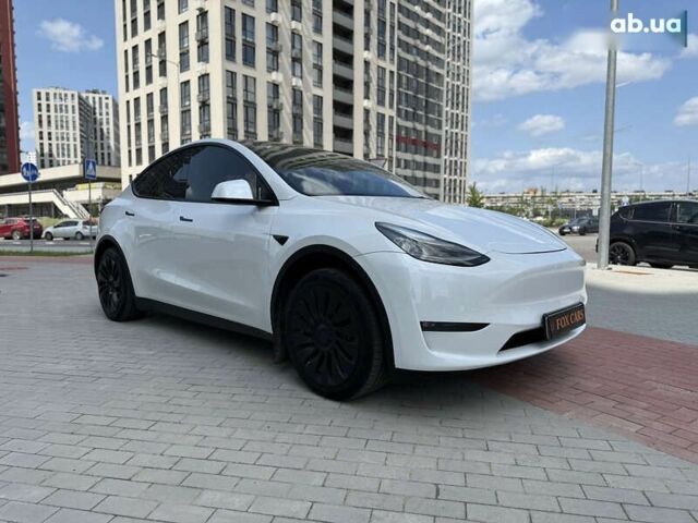Тесла Model Y, объемом двигателя 0 л и пробегом 30 тыс. км за 27499 $, фото 2 на Automoto.ua