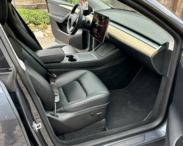 Тесла Model Y, объемом двигателя 0 л и пробегом 17 тыс. км за 25500 $, фото 8 на Automoto.ua