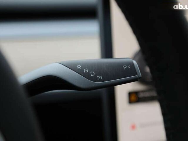 Тесла Model Y, объемом двигателя 0 л и пробегом 34 тыс. км за 28500 $, фото 16 на Automoto.ua