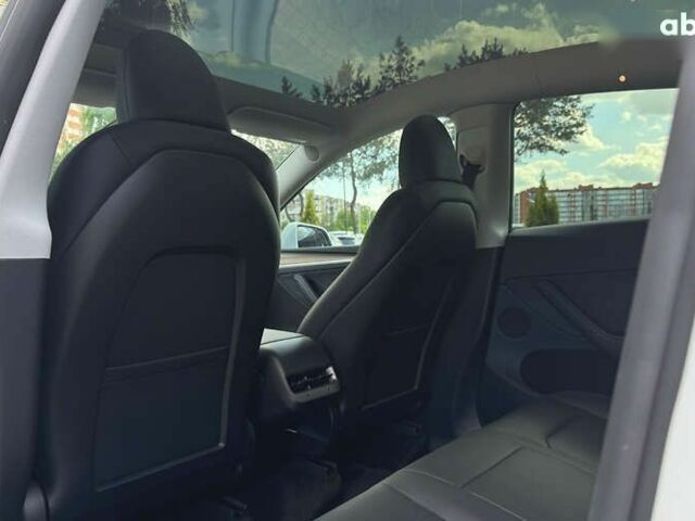Тесла Model Y, объемом двигателя 0 л и пробегом 12 тыс. км за 31800 $, фото 11 на Automoto.ua