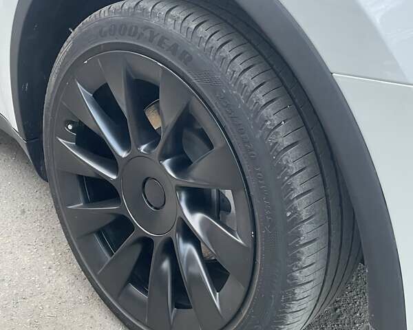 Тесла Model Y, объемом двигателя 0 л и пробегом 24 тыс. км за 28400 $, фото 8 на Automoto.ua