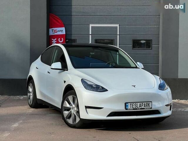 Тесла Model Y, объемом двигателя 0 л и пробегом 35 тыс. км за 35999 $, фото 1 на Automoto.ua