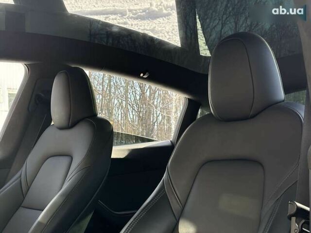 Тесла Model Y, объемом двигателя 0 л и пробегом 26 тыс. км за 33999 $, фото 12 на Automoto.ua