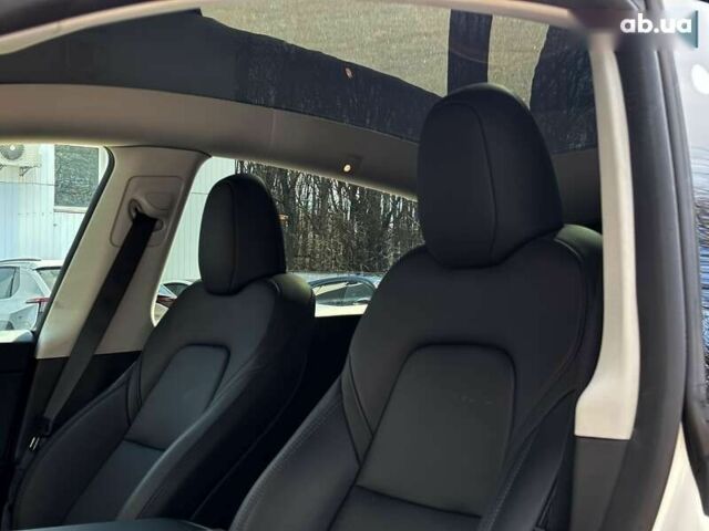 Тесла Model Y, объемом двигателя 0 л и пробегом 11 тыс. км за 33000 $, фото 12 на Automoto.ua
