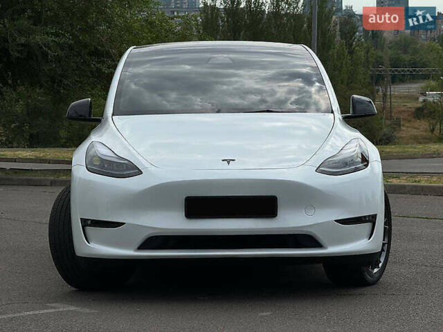 Тесла Model Y, объемом двигателя 0 л и пробегом 25 тыс. км за 28500 $, фото 1 на Automoto.ua