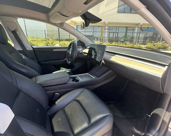 Тесла Model Y, объемом двигателя 0 л и пробегом 25 тыс. км за 29899 $, фото 36 на Automoto.ua