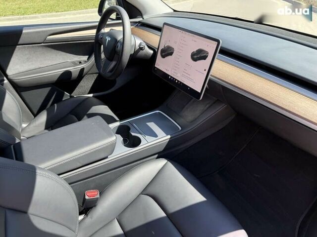 Тесла Model Y, объемом двигателя 0 л и пробегом 72 тыс. км за 26999 $, фото 9 на Automoto.ua