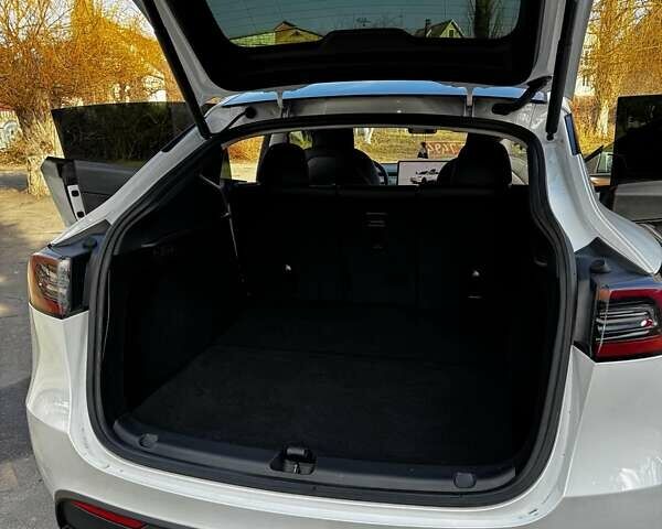 Тесла Model Y, объемом двигателя 0 л и пробегом 24 тыс. км за 28400 $, фото 6 на Automoto.ua
