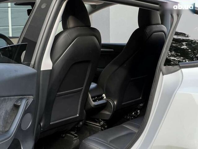 Тесла Model Y, объемом двигателя 0 л и пробегом 35 тыс. км за 35999 $, фото 16 на Automoto.ua
