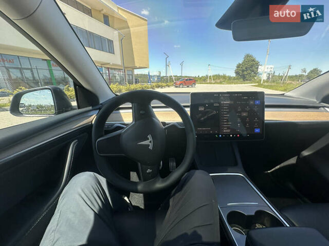 Тесла Model Y, объемом двигателя 0 л и пробегом 25 тыс. км за 29899 $, фото 31 на Automoto.ua