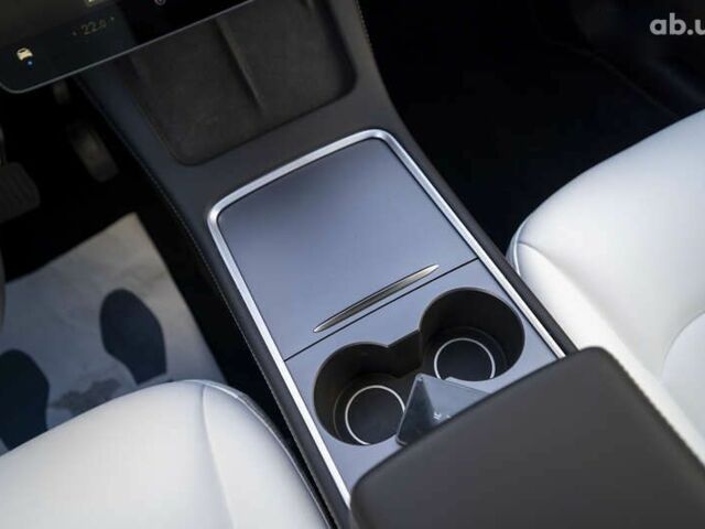 Тесла Model Y, об'ємом двигуна 0 л та пробігом 31 тис. км за 28700 $, фото 19 на Automoto.ua