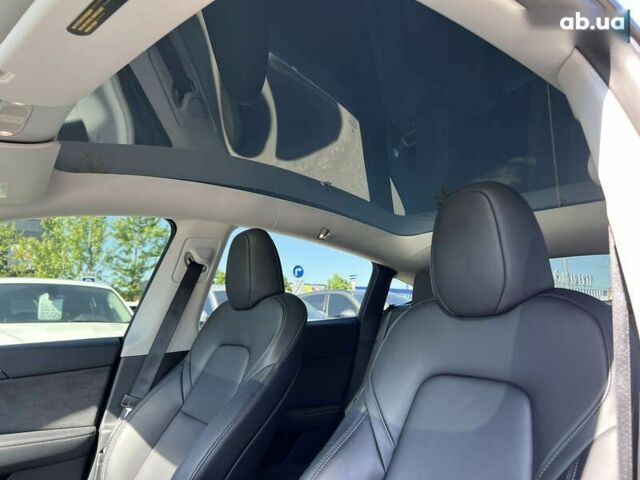 Тесла Model Y, объемом двигателя 0 л и пробегом 30 тыс. км за 35900 $, фото 18 на Automoto.ua