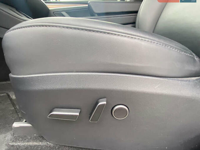 Тесла Model Y, объемом двигателя 0 л и пробегом 26 тыс. км за 39000 $, фото 25 на Automoto.ua