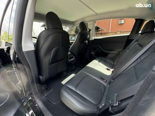 Тесла Model Y, объемом двигателя 0 л и пробегом 17 тыс. км за 25800 $, фото 2 на Automoto.ua