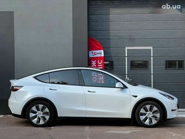 Тесла Model Y, объемом двигателя 0 л и пробегом 35 тыс. км за 35999 $, фото 10 на Automoto.ua