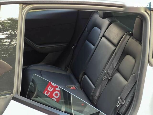 Тесла Model Y, объемом двигателя 0 л и пробегом 35 тыс. км за 35999 $, фото 14 на Automoto.ua