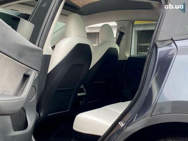Тесла Model Y, объемом двигателя 0 л и пробегом 51 тыс. км за 33999 $, фото 15 на Automoto.ua