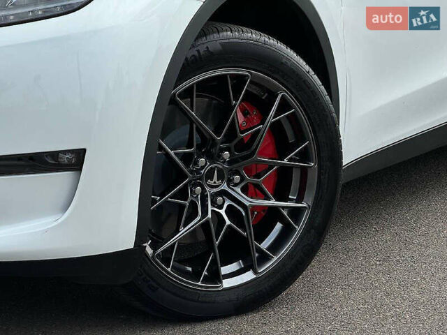 Тесла Model Y, объемом двигателя 0 л и пробегом 25 тыс. км за 28500 $, фото 15 на Automoto.ua