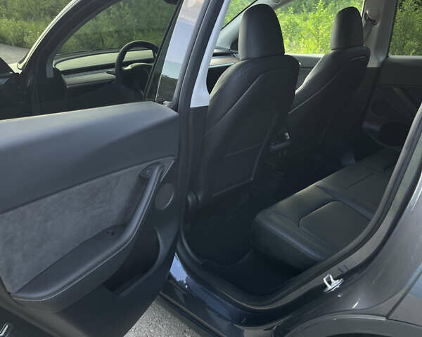 Тесла Model Y, объемом двигателя 0 л и пробегом 21 тыс. км за 28944 $, фото 13 на Automoto.ua