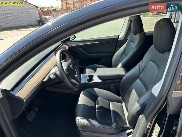Тесла Model Y, объемом двигателя 0 л и пробегом 92 тыс. км за 26900 $, фото 17 на Automoto.ua