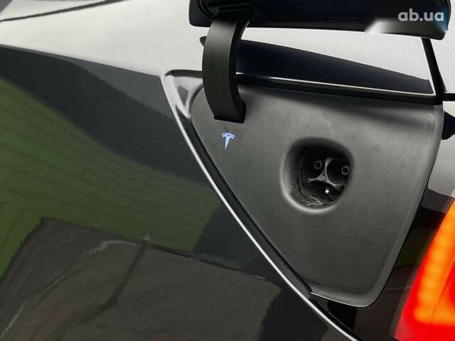 Тесла Model Y, объемом двигателя 0 л и пробегом 22 тыс. км за 34700 $, фото 15 на Automoto.ua