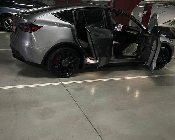 Тесла Model Y, объемом двигателя 0 л и пробегом 10 тыс. км за 33800 $, фото 4 на Automoto.ua