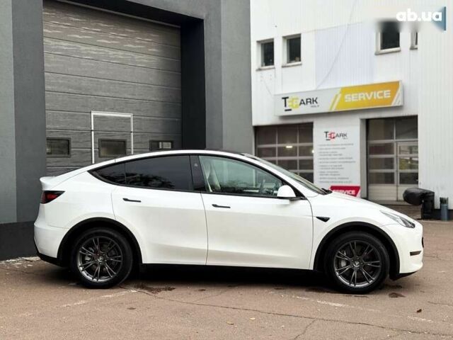 Тесла Model Y, объемом двигателя 0 л и пробегом 6 тыс. км за 36500 $, фото 10 на Automoto.ua