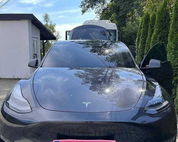 Тесла Model Y, объемом двигателя 0 л и пробегом 17 тыс. км за 27500 $, фото 8 на Automoto.ua