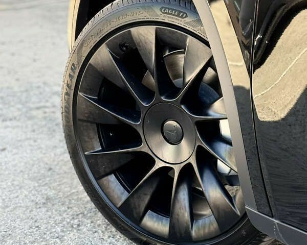 Тесла Model Y, объемом двигателя 0 л и пробегом 1 тыс. км за 37500 $, фото 16 на Automoto.ua