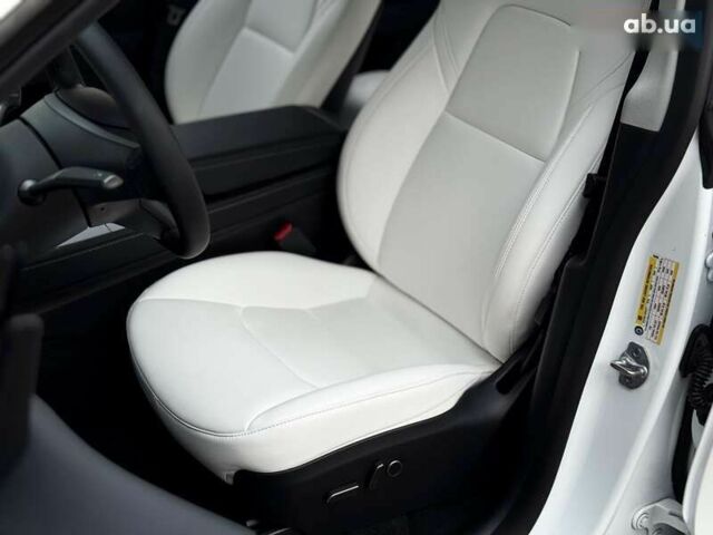 Тесла Model Y, объемом двигателя 0 л и пробегом 6 тыс. км за 36500 $, фото 12 на Automoto.ua