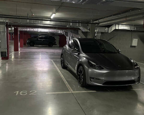 Тесла Model Y, объемом двигателя 0 л и пробегом 10 тыс. км за 33800 $, фото 2 на Automoto.ua
