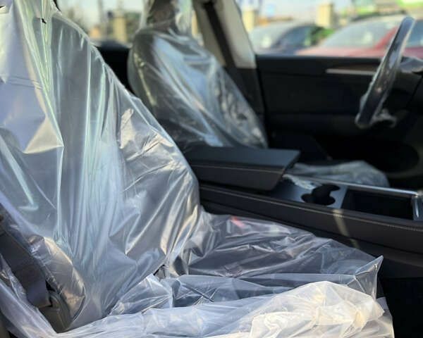 Тесла Model Y, объемом двигателя 0 л и пробегом 1 тыс. км за 37500 $, фото 26 на Automoto.ua